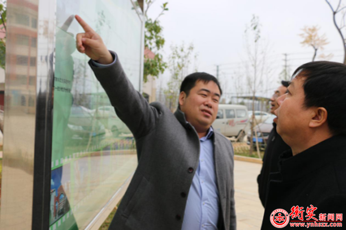 昆明市市委办公厅信息处长一行到云南衡水实验中学参观指导