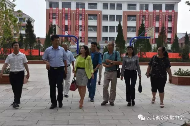 宜良县“两新”党工委领导到云南衡水实验中学对党建工作进行调研