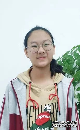 每周之星丨心态“佛系”更能出成绩 何馨怡的考霸秘籍