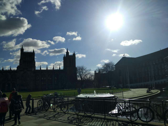 游学英伦学生作品：A Trip to Science Center of Bristol(布里