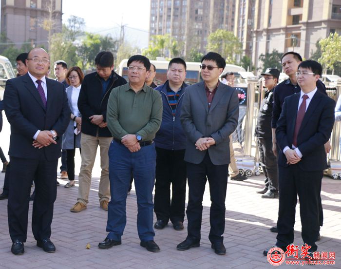昆明市官渡区教育考察团一行莅临云南衡水实验中学参观指导