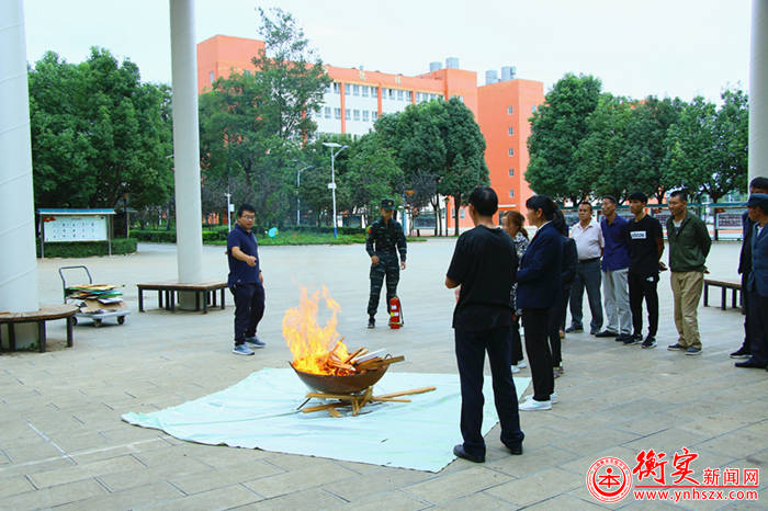 安全伴我在校园 ——云南衡水实验中学呈贡校区宿管员消防安全培