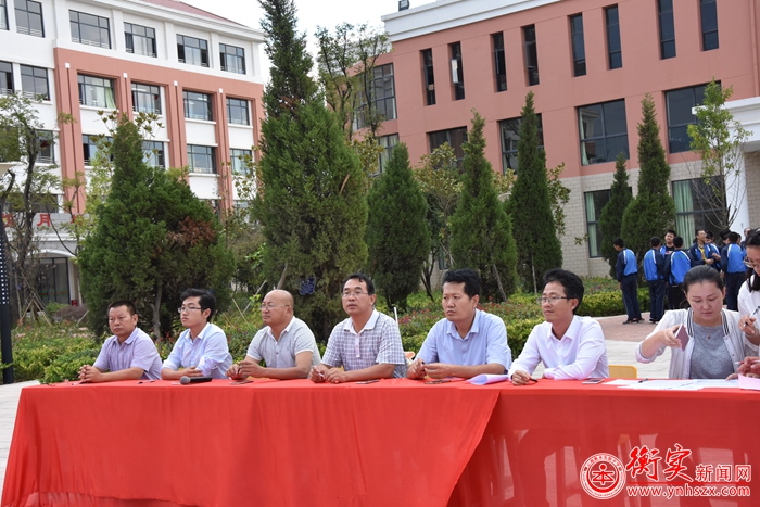 青春飞扬，谁与争锋——云南衡水实验中学组织2017—2018学年第一