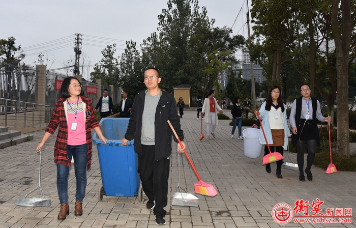 喜迎十九大，我们是东环路上最可爱的衡实人